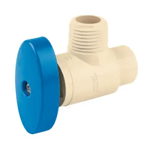 45045 / CPVC-ANG Llave angular de CPVC 1/2