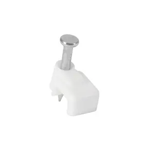 43044 / GPL-5BG Volteck Bolsa con 500 grapas blancas de 3 X 6 mm para cable plano