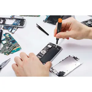 17762 / JGO-TEL-32 Juego de 32 piezas para reparación de electrónica, Truper