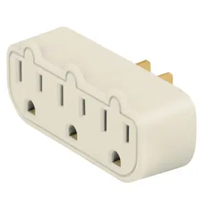 46810 / MUL-320 Multicontacto triple aterrizado, barra, Volteck