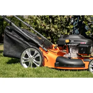 19968 / P-622 Podadora con motor a gasolina de 6 HP, 22