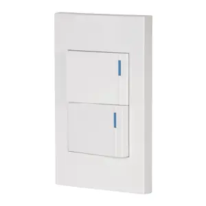 45601 / PA-APDO15-EEB Volteck Placa armada 2interruptores 1de 3vías,1.5mod,Española blanco