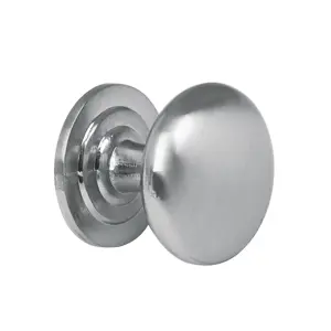 43809 / PER-021 Perilla metálica estilo 