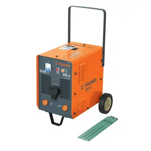 17958 / SOT-250C Truper Soldadora arco eléctrico, corriente alterna,compacta, 180 A