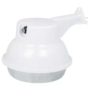 46731 / SUB-810L Luminario suburbano de LED 20 W con sensor de luz, Volteck