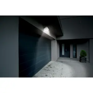 Volteck Luminario suburbano de ABS 65 W sensor de luz, con lámpara