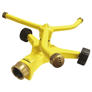 Surtek-130314 / 130314 Aspersor estacionario con base metálica de 3 brazos con ruedas, 3/4" GHT Surtek