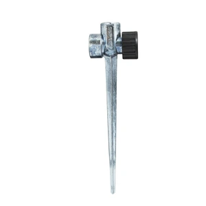 Surtek-130332 / 130332 Estaca metálica universal para aspersor 11", 2 vías Surtek