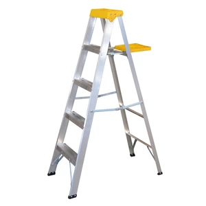 Surtek-ET4 / ET4 Escalera de tijera tipo III de aluminio y tapa plástica con 4 peldaños Surtek